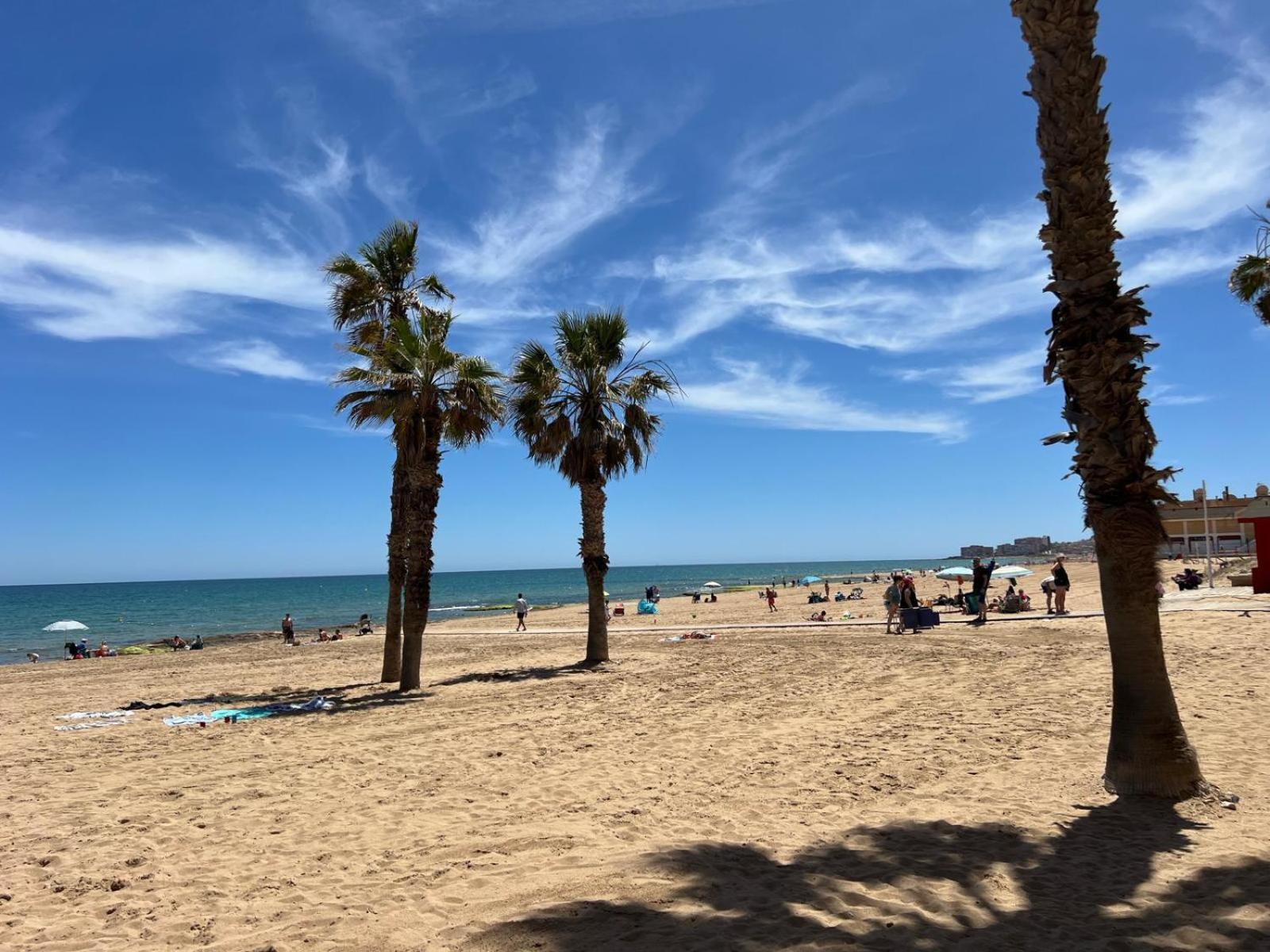 107 Sea Side - Alicante Holiday ลามาตา ภายนอก รูปภาพ